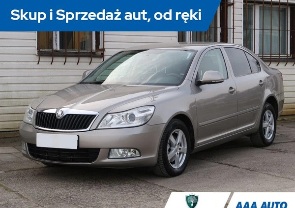 Skoda Octavia cena 22000 przebieg: 242718, rok produkcji 2009 z Mikstat małe 254